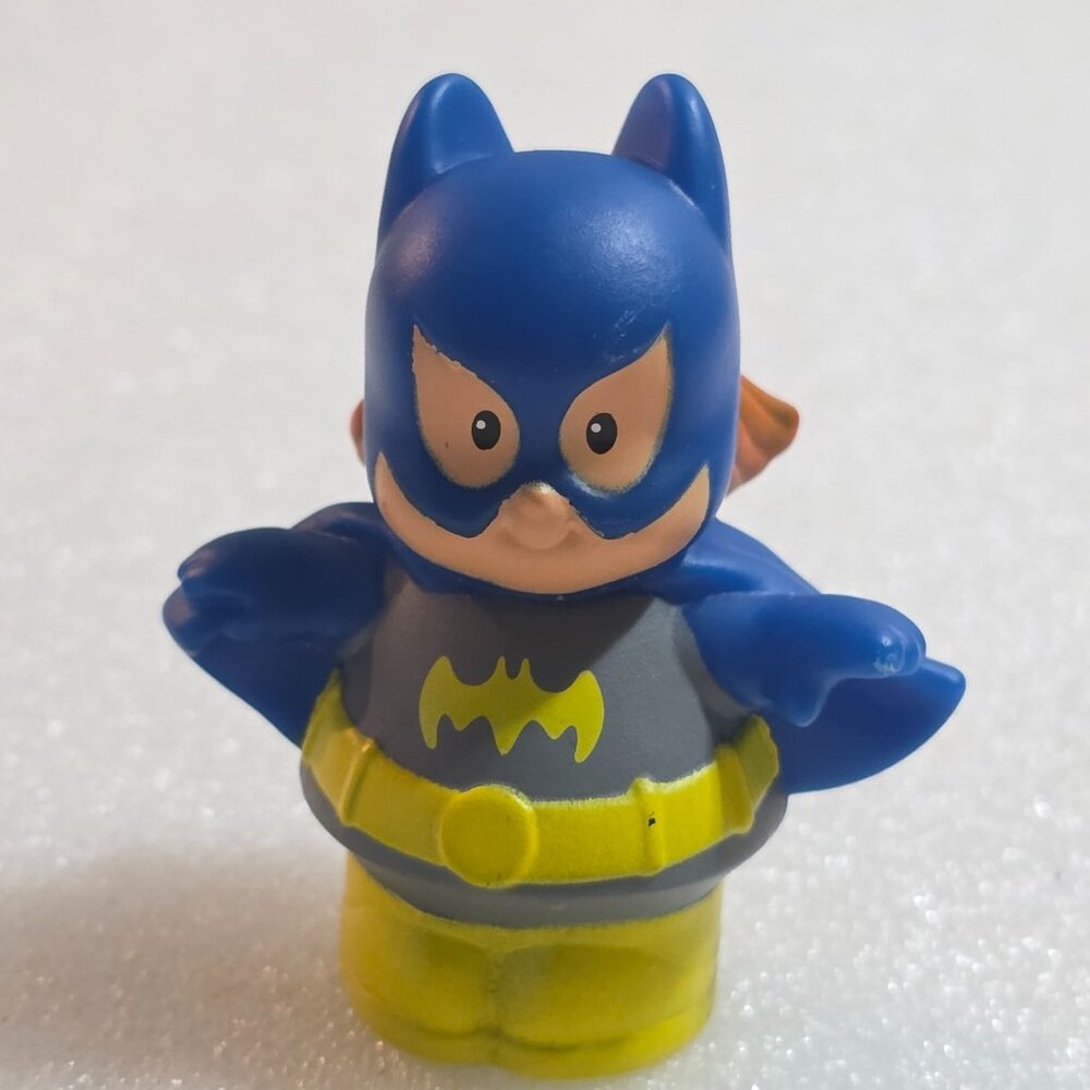Fisher Price Little People Batgirl Blue Yellow Figure Toy 2011 Mattel W6158 2.5"